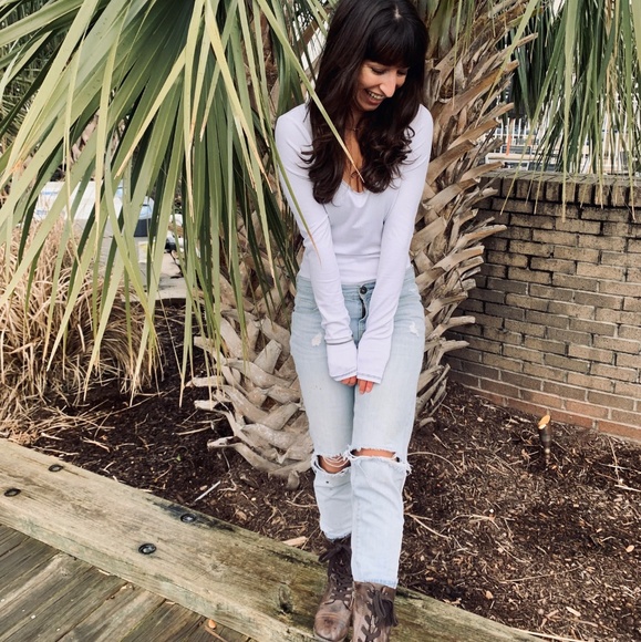 Meet the Posher - Picture 2 of 5